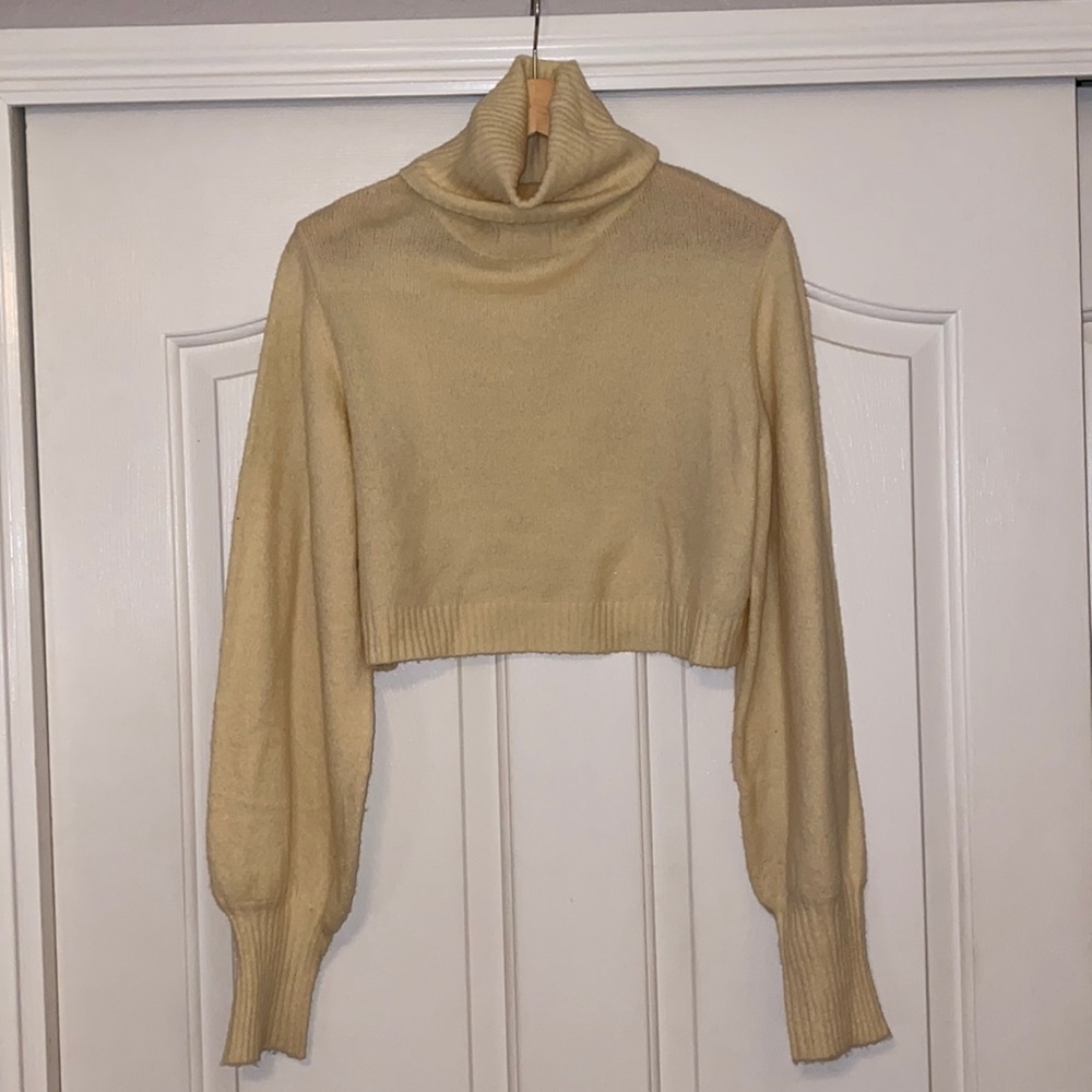Princess Polly thin cream cropped sweater
